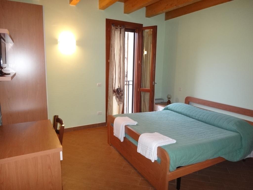 Agriturismo San Valentino Castellarano 객실 사진